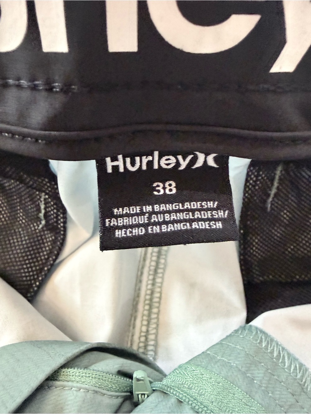 Hurley Men’s Sage Green Flat Front Shorts sz 38 - Picture 2 of 3